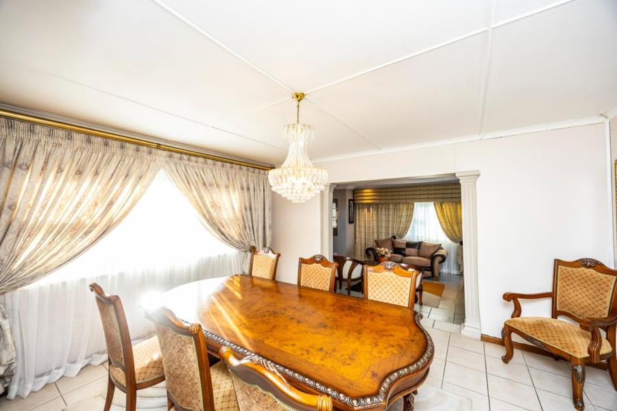 4 Bedroom Property for Sale in Beacon Bay Eastern Cape